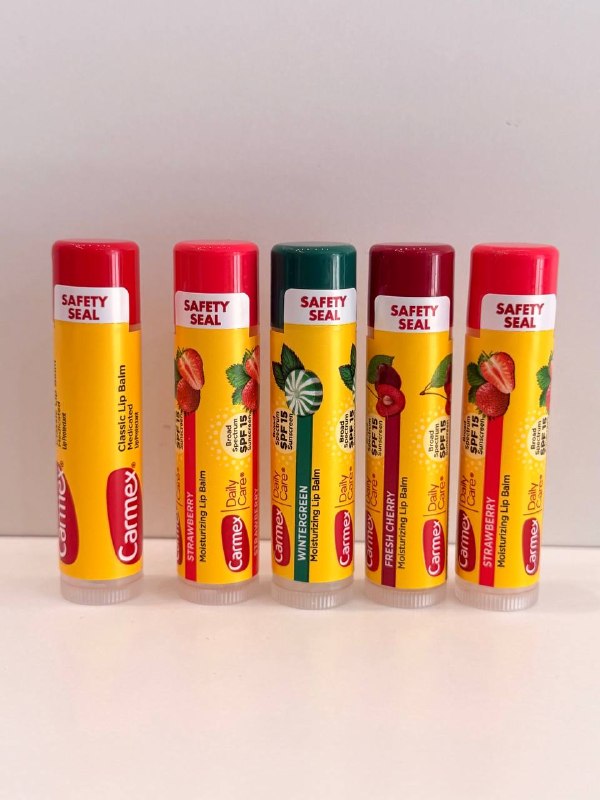 Бальзамы для губ Carmex с SPF 15 в Калининграде — 390 ₽ — фото 1